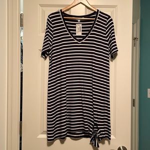 BB Dakota T-shirt Dress